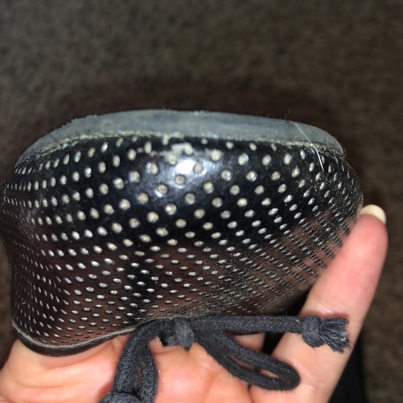 Black flats - Picture 3 of 5